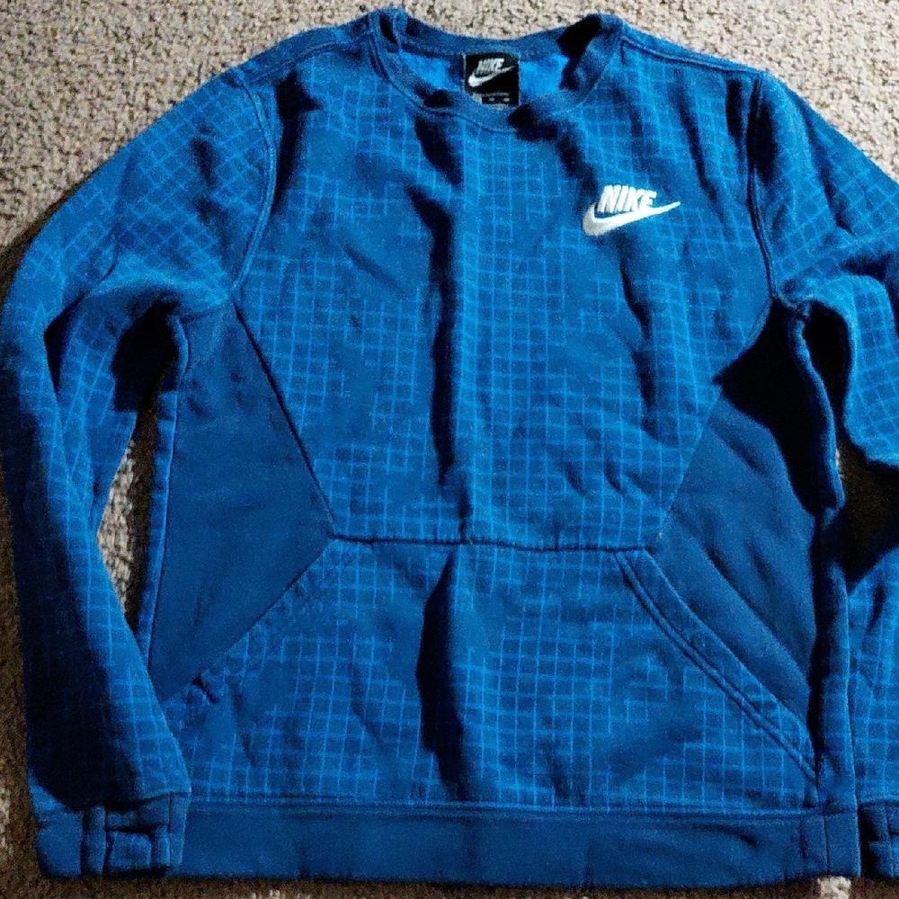 Nike Men's Geometric Blue Crewneck Sweater